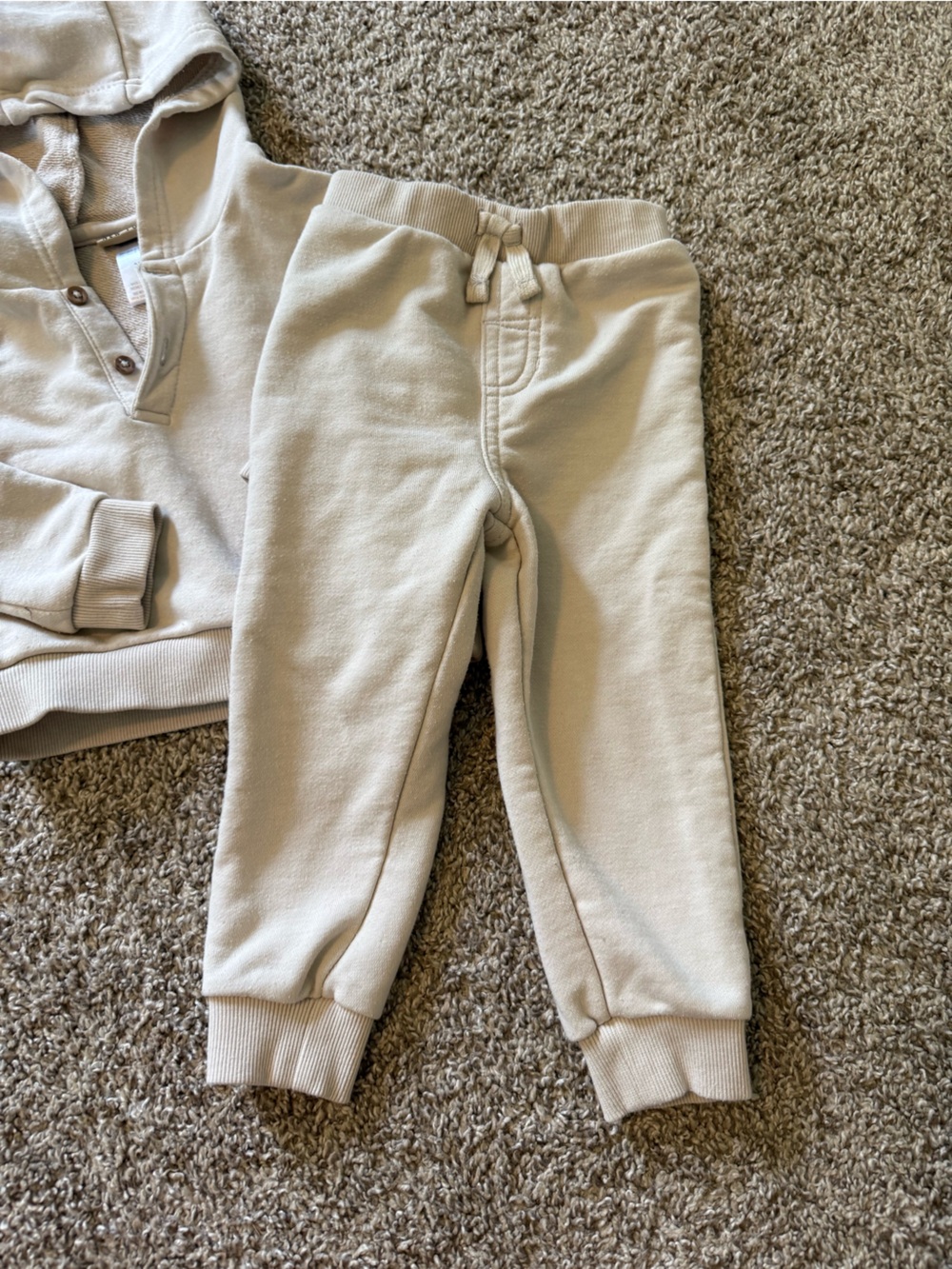 Nicole Miller Matching Set - Picture 2 of 4